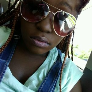 Meet your Posher, Kimberly